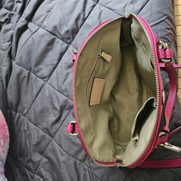 Coach Purse - Picture 5 of 6